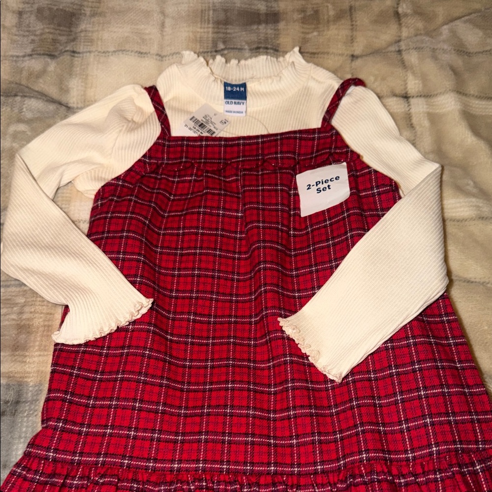 Old Navy Red Plaid Kids Matching Set - Picture 3 of 4